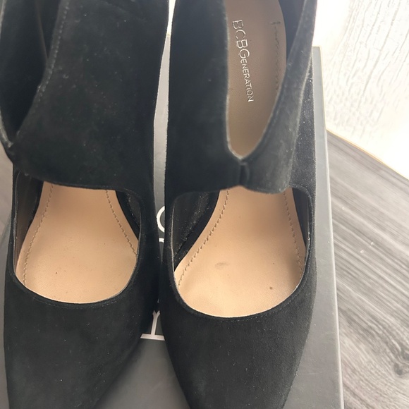 BCBG Suede high heels - Picture 4 of 4